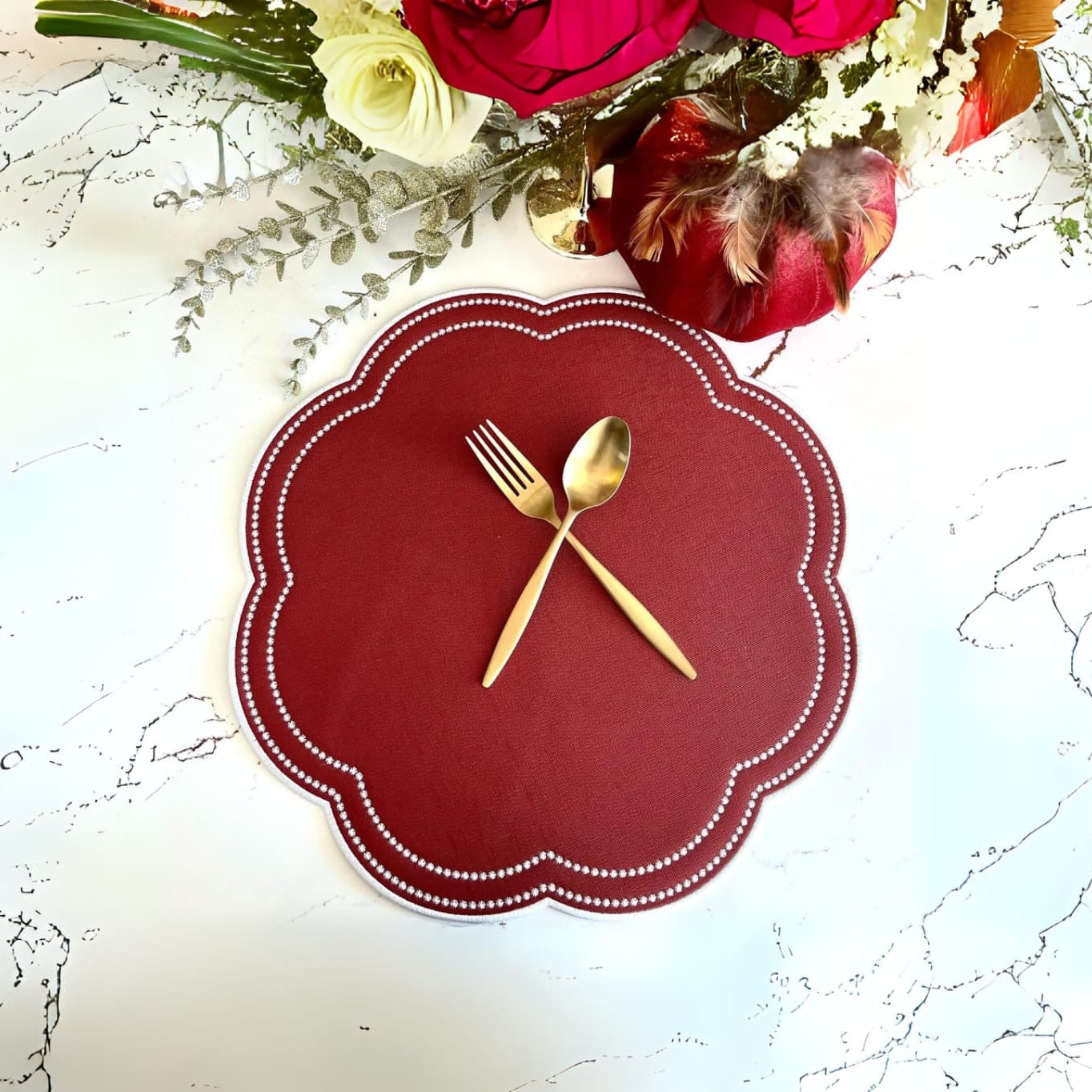 NURTURE RED SCALLOPED FAUX LEATHER PLACEMAT (Set Of 4)