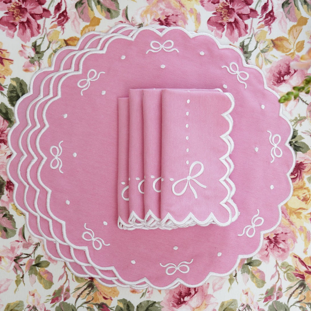 RIBBIA PINK ROUND FABRIC PLACEMAT & NAPKIN SET (Set Of 4)