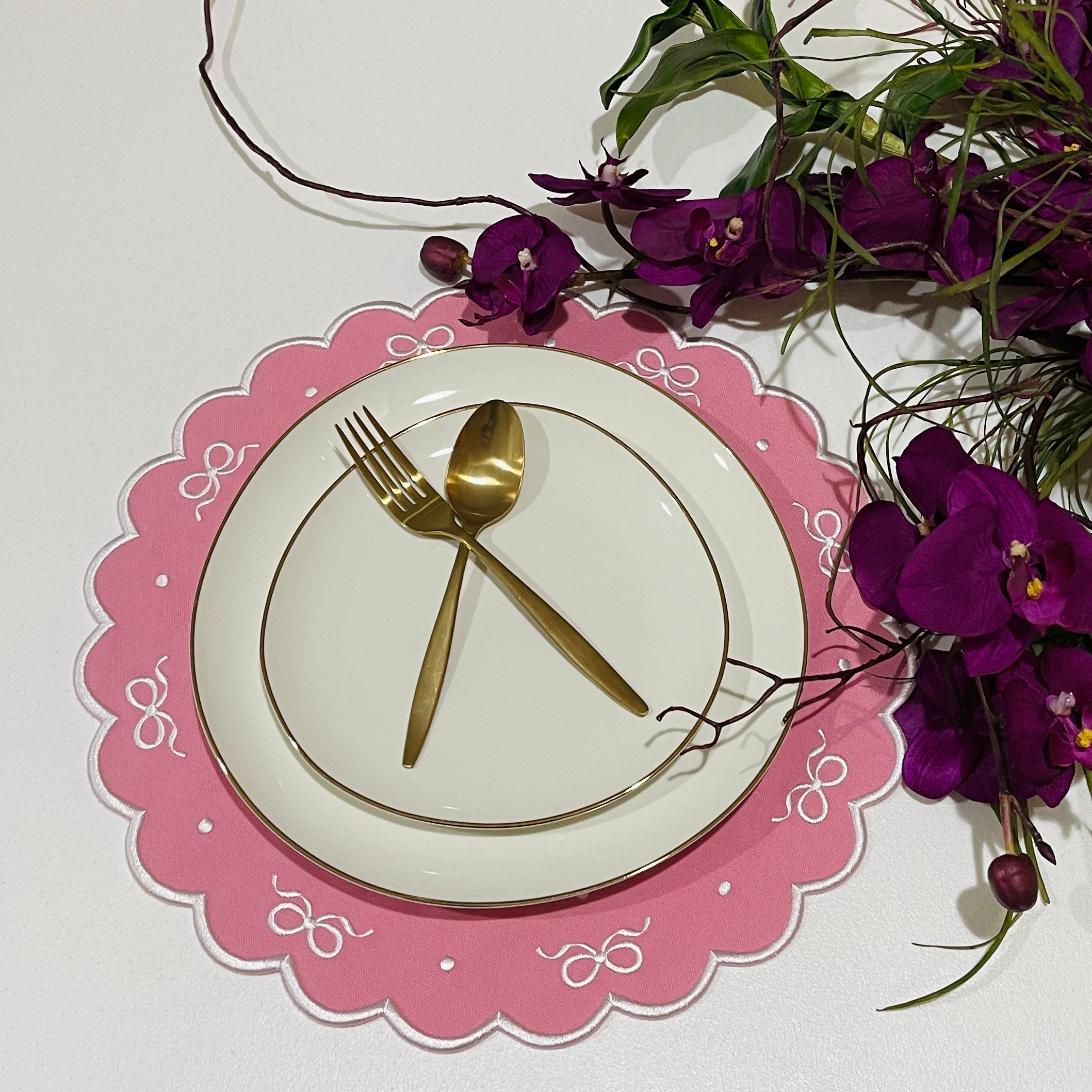 RIBBIA PINK ROUND FABRIC PLACEMAT (Set Of 4)