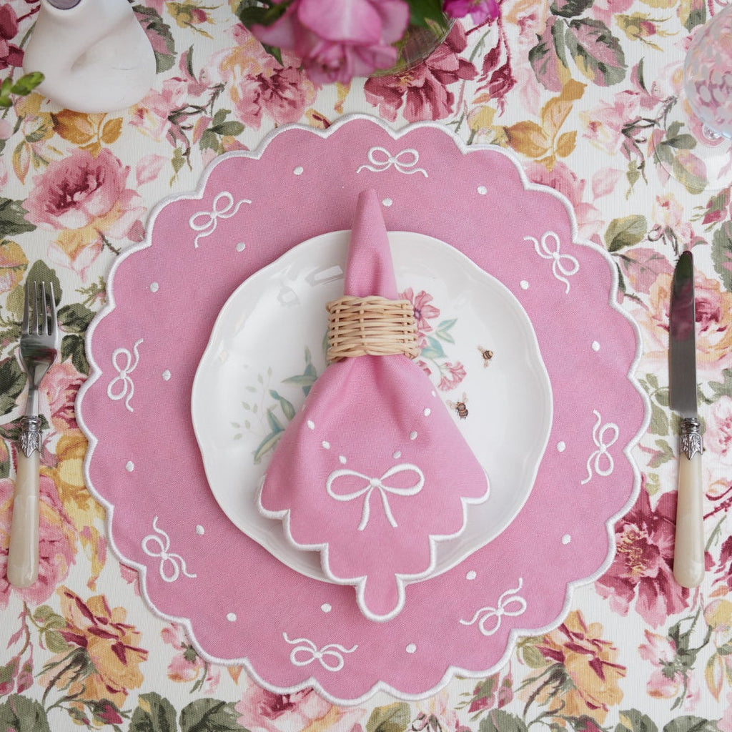 RIBBIA PINK ROUND FABRIC PLACEMAT & NAPKIN SET (Set Of 4)