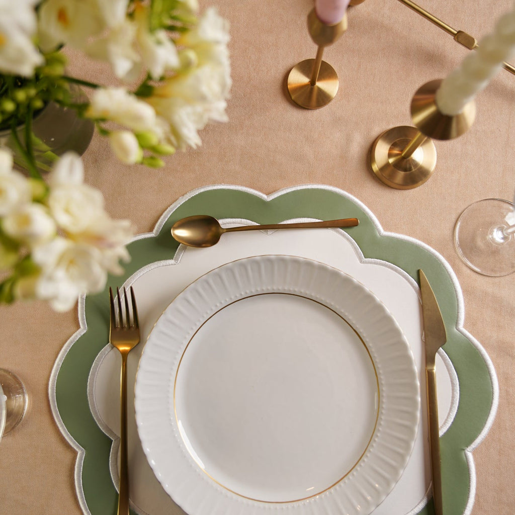 SERENITY WHITE FAUX LEATHER PLACEMAT (Set Of 4)