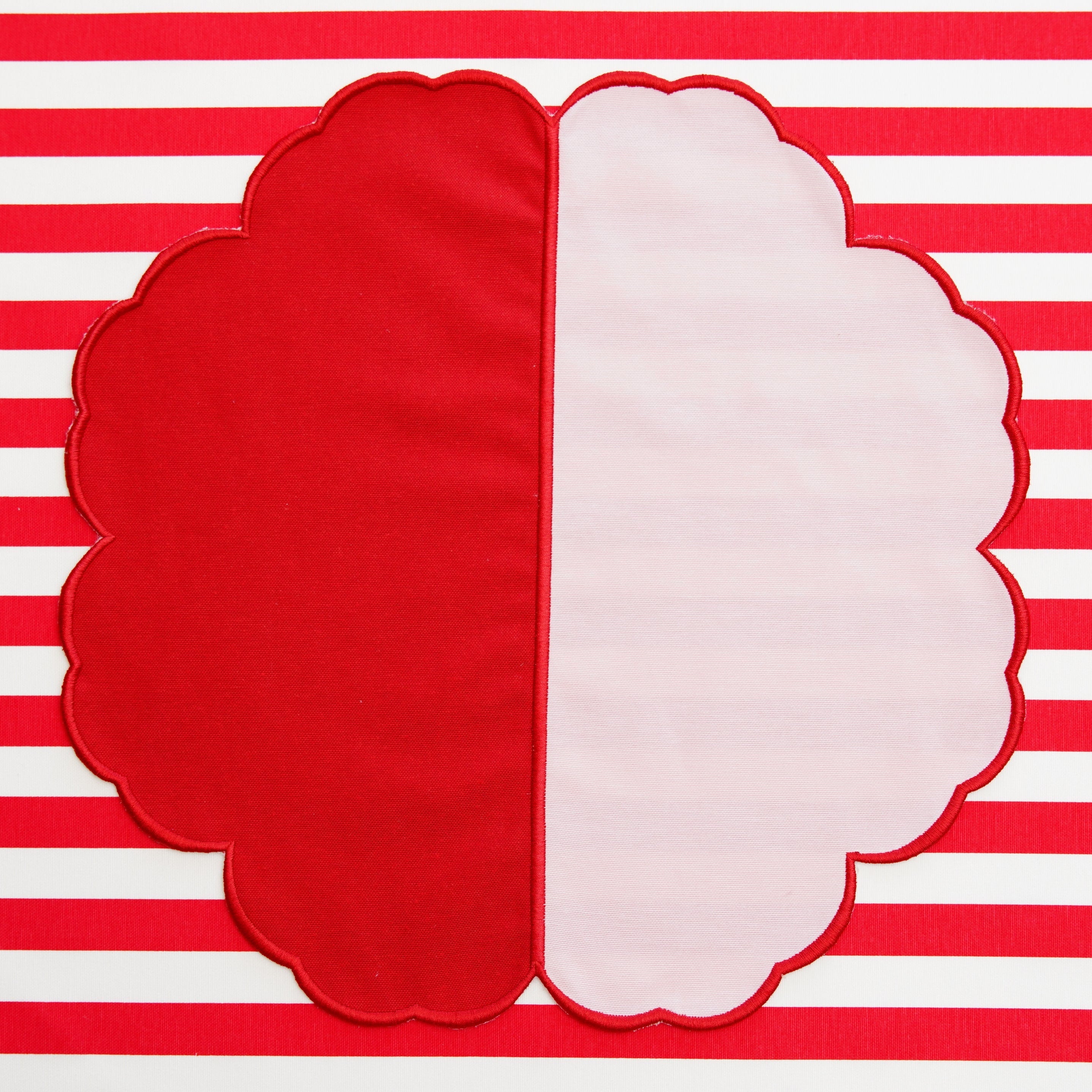 DUALITY PINK RED SCALLOPED FABRIC PLACEMAT (Set Of 4)