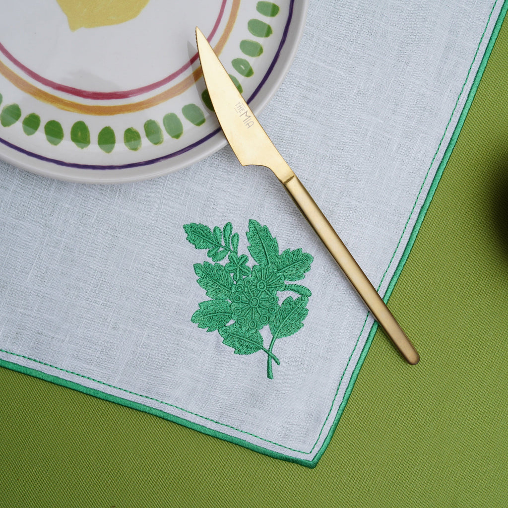 WHITE LEAF SQUARE LINEN PLACEMAT (Set Of 4)