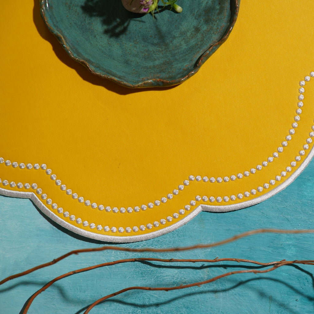 NURTURE YELLOW ROUND FAUX LEATHER PLACEMAT (Set Of 4)