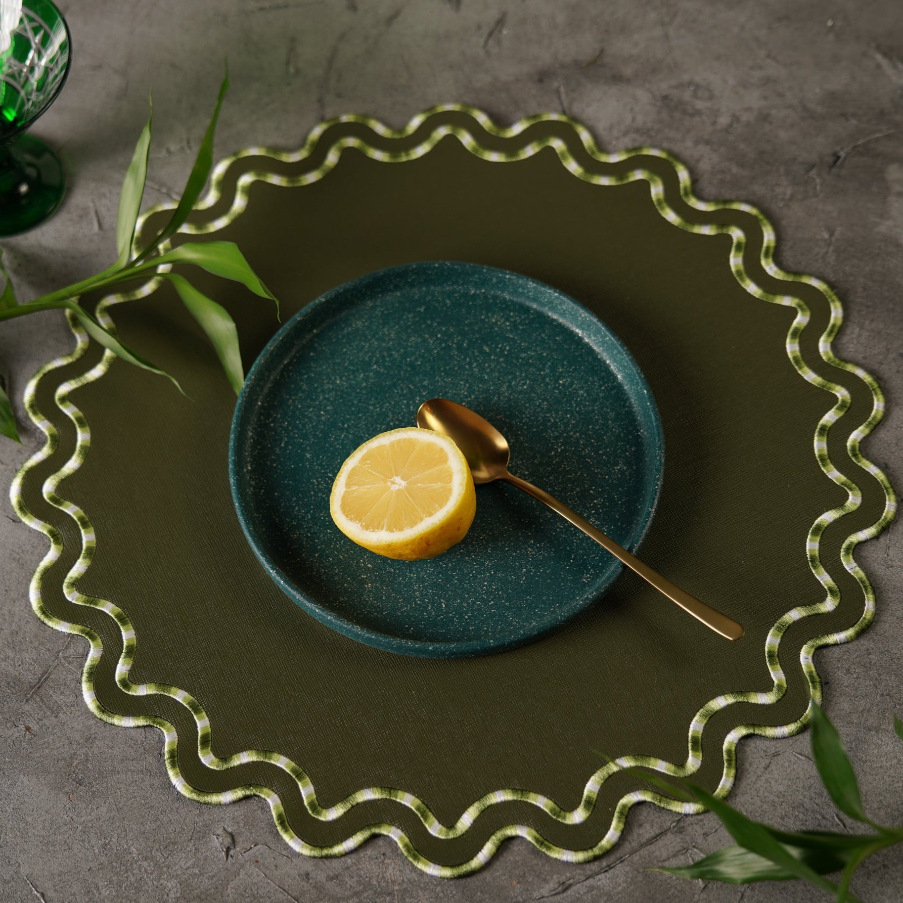 ELYSIAN DARK GREEN FAUX LEATHER PLACEMAT (Set Of 4)