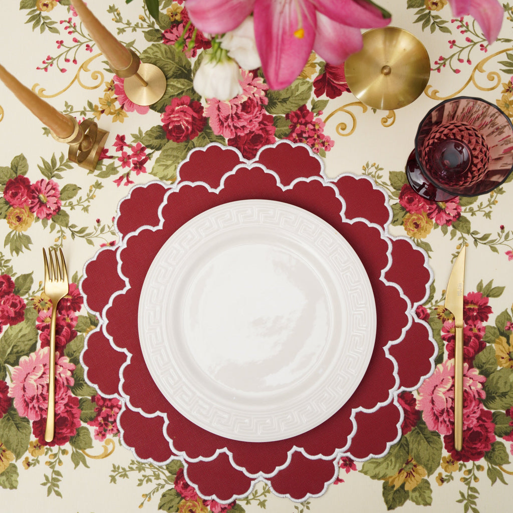 TIMELESS RED SCALLOPED FAUX LEATHER PLACEMAT (Set Of 4)