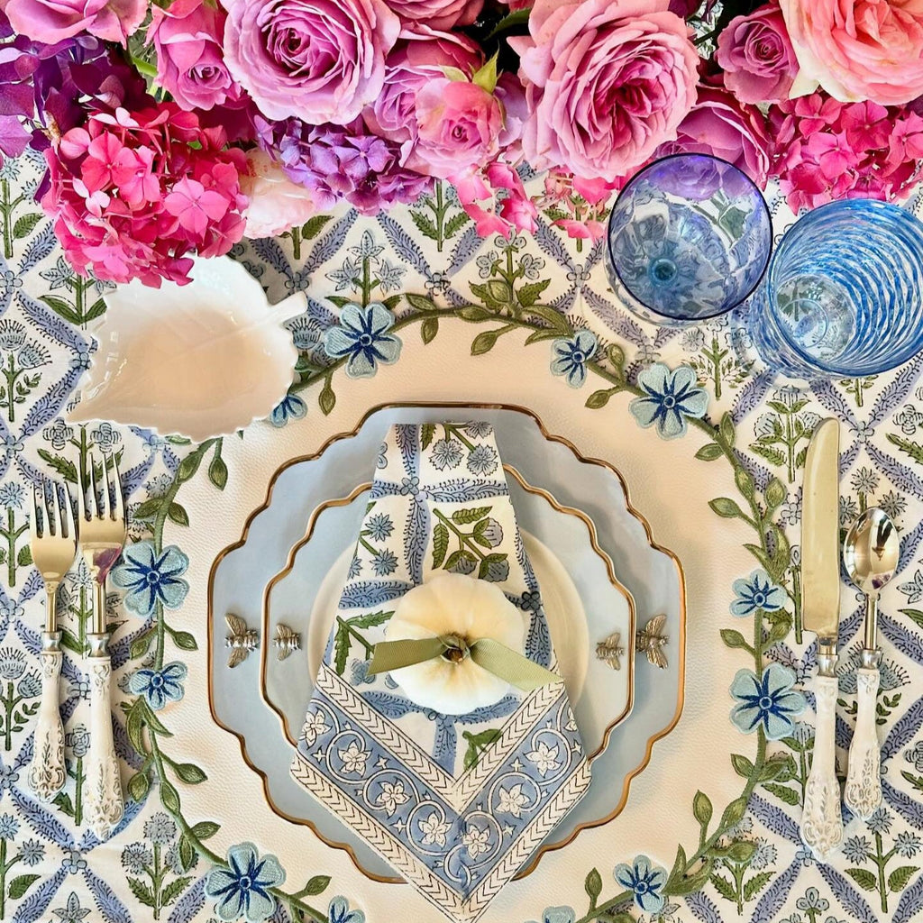 UNITY WHITE & BLUE ROUND FAUX LEATHER PLACEMAT (Set Of 4)