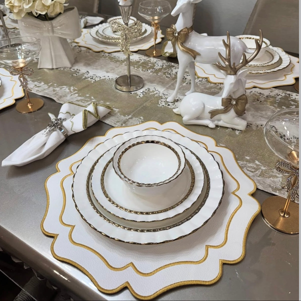 VISTA IVORY WAVY FAUX LEATHER PLACEMAT (Set Of 4)