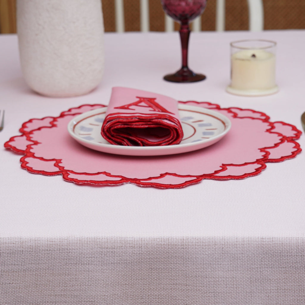 CRESSIDA PINK ROUND FABRIC PLACEMAT & NAPKIN SET (Set Of 4)