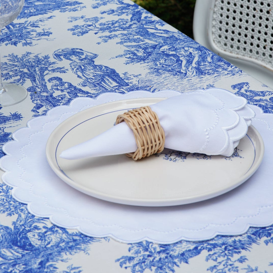 LILY WHITE ROUND FABRIC PLACEMAT & NAPKIN SET (Set Of 4)
