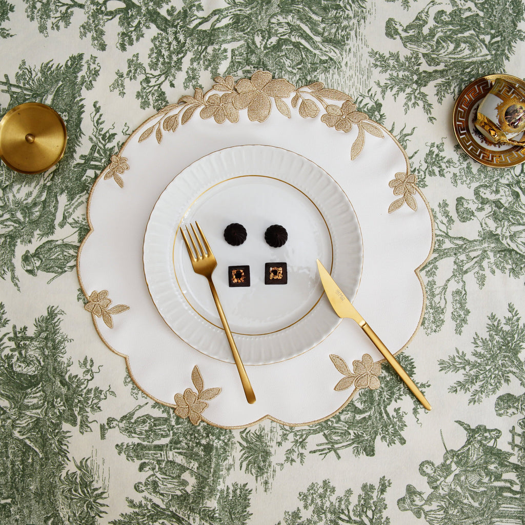 LOTUS WHITE GOLD ROUND FAUX LEATHER PLACEMAT (Set Of 4)