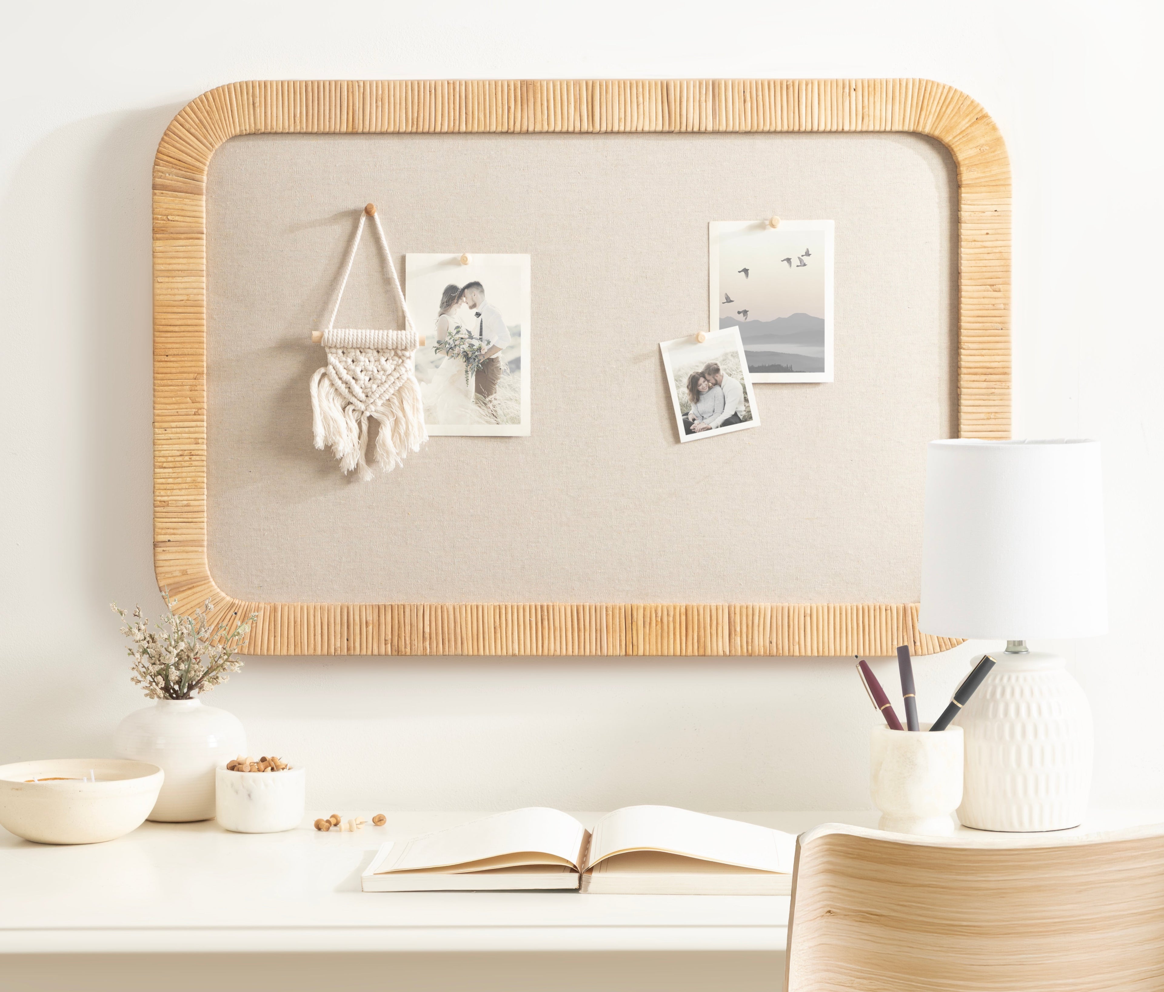 Rahfy Framed Fabric Pinboard